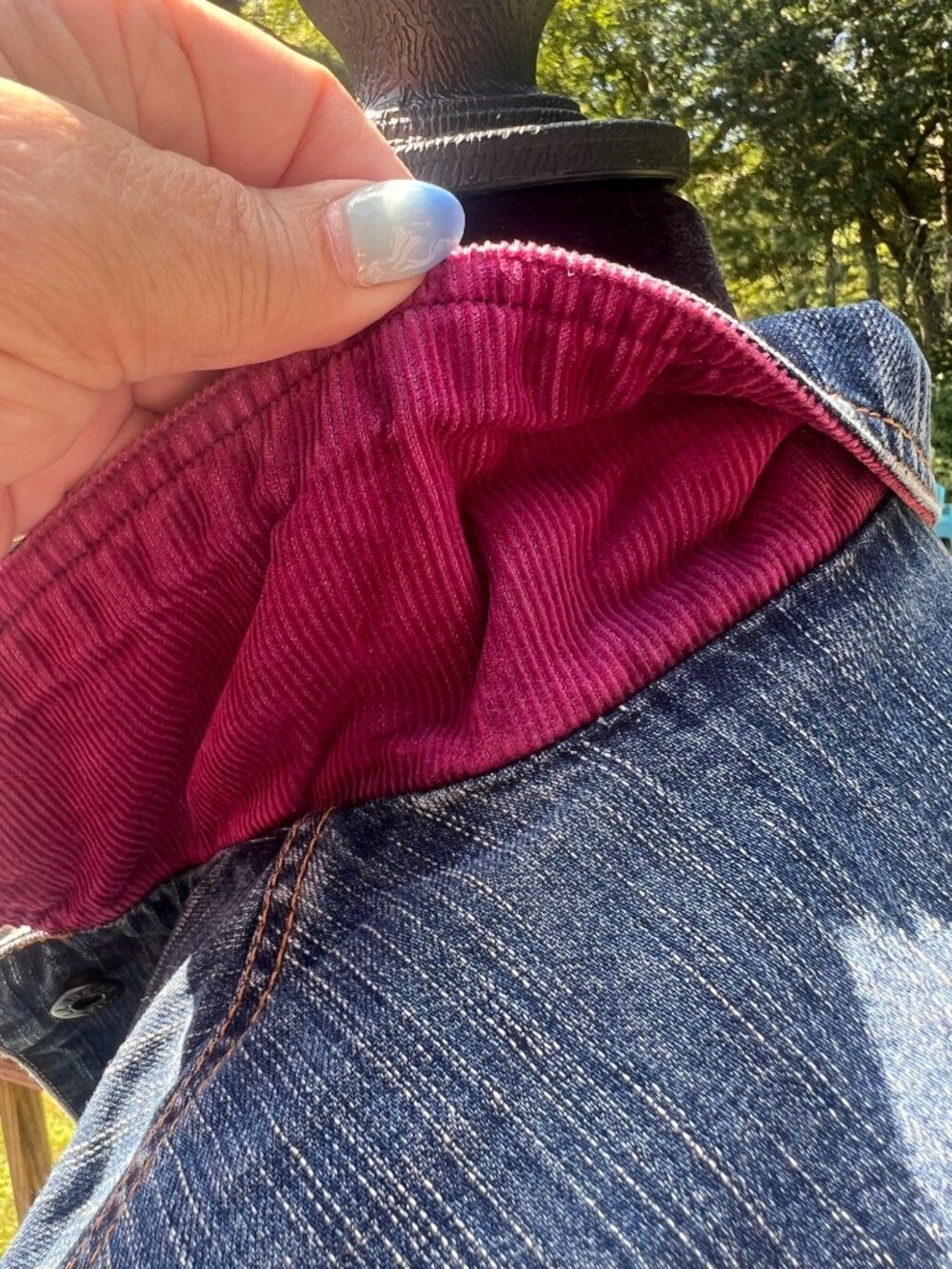 L.L. Bean Womens XS Denim Jacket With Corduroy Lining Button Front Blue Casual O - Picture 3 of 6